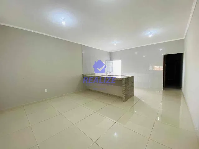 Casa com 125m² 2 quartos e 2 banheiros, à venda, no bairro Jardim Ypê em Botucatu