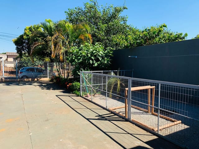 Casa com 357m² 3 quartos e 3 banheiros, à venda, no bairro Jardim Tarobá em Cambé