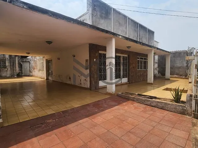 Casa com 610m² 5 quartos e 3 banheiros, à venda, no bairro Dom Aquino em Cuiabá