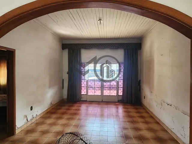 Casa com 610m² 5 quartos e 3 banheiros, à venda, no bairro Dom Aquino em Cuiabá