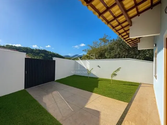 Casa com 499m² 2 quartos e 1 banheiro, à venda, no bairro Bambuí em Maricá