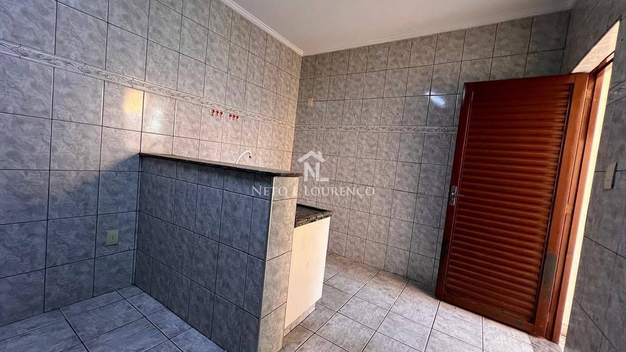 Casa à venda com 3 quartos, 175m² - Foto 6