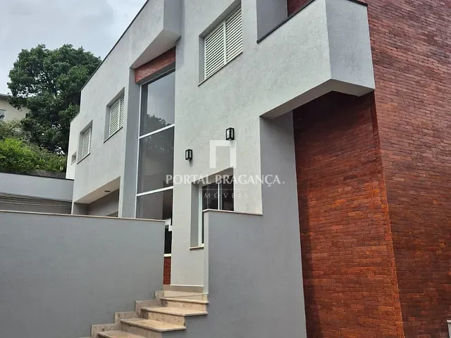 Casa com 260m² 3 quartos e 3 banheiros, à venda, no bairro Jardim California em Bragança Paulista