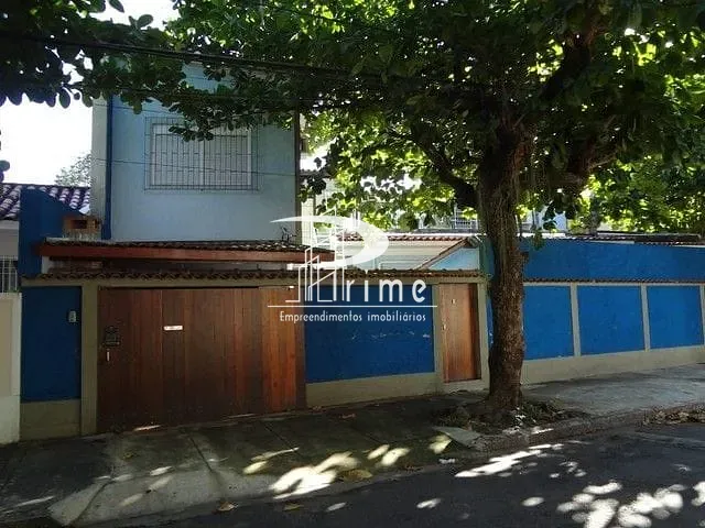 Casa com 381m² 6 quartos e 6 banheiros, à venda, no bairro São Francisco em Niterói