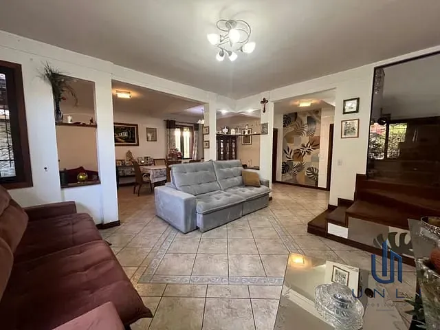 Casa 3 quartos e 3 banheiros, à venda, no bairro Vila Santa Cecília em Volta Redonda