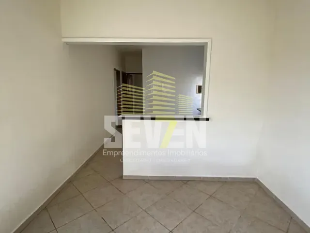 Casa com 160m² 3 quartos e 1 banheiro, à venda, no bairro Jardim Helena em Bauru