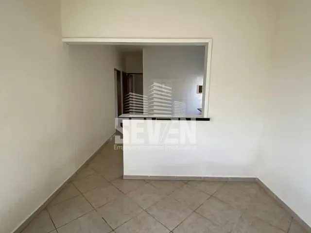 Casa com 160m² 3 quartos e 1 banheiro, à venda, no bairro Jardim Helena em Bauru