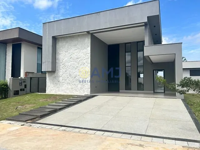 Casa com 338m² 3 quartos e 4 banheiros, à venda, no bairro Parqville Pinheiros em Aparecida de Goiânia