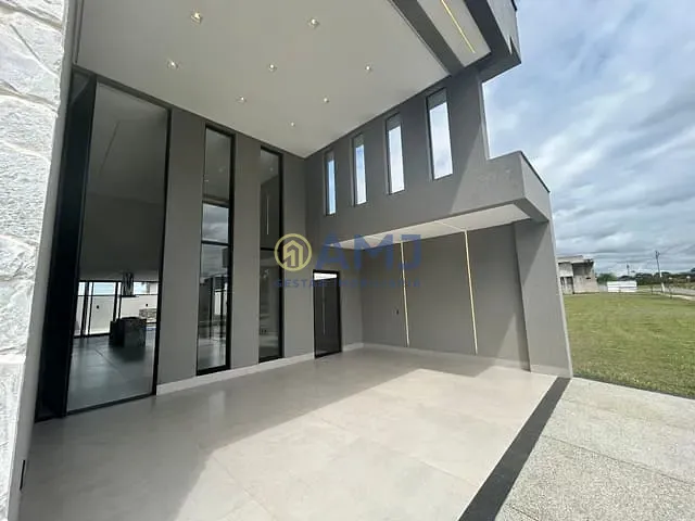 Casa com 338m² 3 quartos e 4 banheiros, à venda, no bairro Parqville Pinheiros em Aparecida de Goiânia
