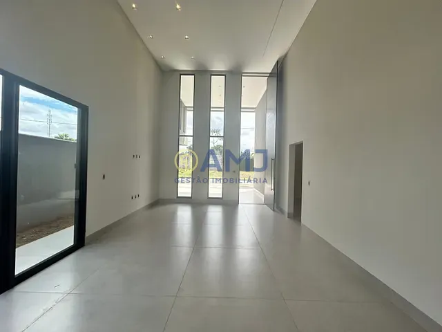 Casa com 338m² 3 quartos e 4 banheiros, à venda, no bairro Parqville Pinheiros em Aparecida de Goiânia