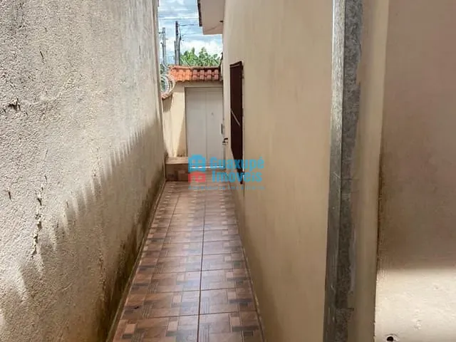 Casa com 1388m² 2 quartos e 1 banheiro, à venda, no bairro VILA ISABEL em GUAXUPÉ