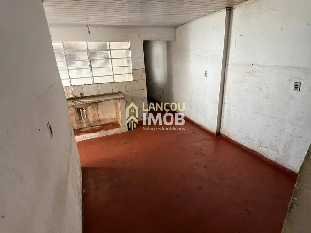 Casa 3 quartos e 1 banheiro, à venda, no bairro Vila Rio Branco em Jundiaí