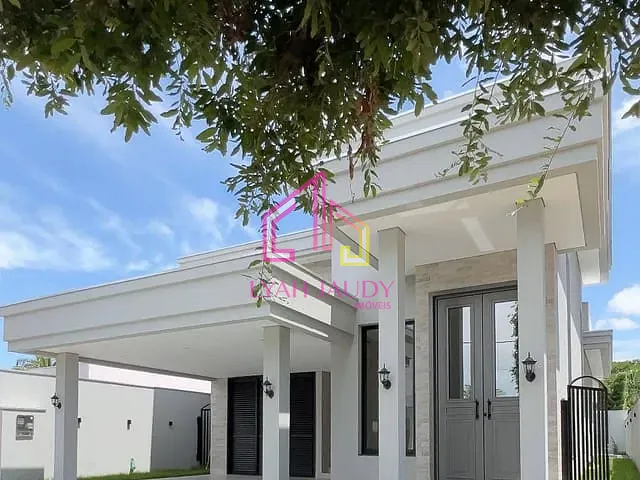Casa com 375m² 3 quartos e 6 banheiros, à venda, no bairro Jardim Imperial em Cuiabá