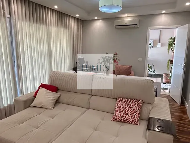 Casa com 325m² 3 quartos e 3 banheiros, à venda, no bairro Jardim São Francisco em Santa Bárbara D'Oeste