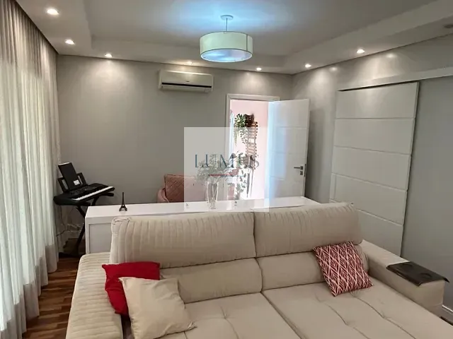 Casa com 325m² 3 quartos e 3 banheiros, à venda, no bairro Jardim São Francisco em Santa Bárbara D'Oeste