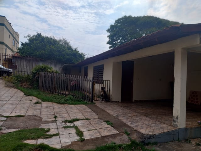 Foto do Casa - Casa à venda, Jardim Iguatemi, Apucarana, PR | J. Mareze Imóveis Ltda