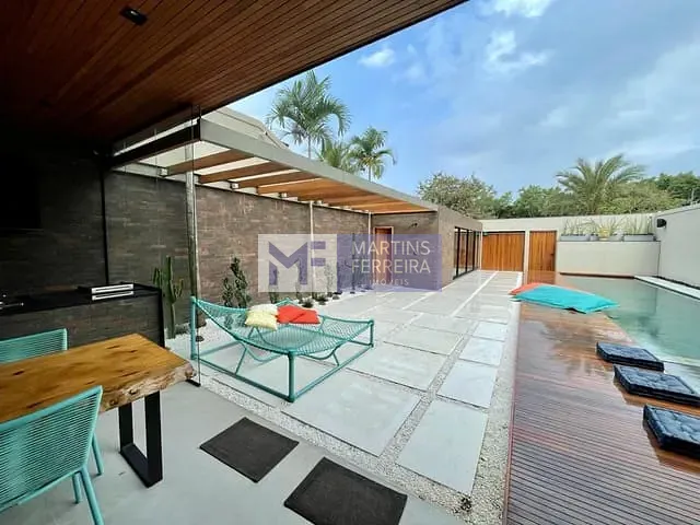 Casa 4 quartos e 7 banheiros, à venda, no bairro Barra da Tijuca em Rio de Janeiro