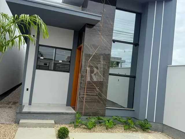Casa 2 quartos e 2 banheiros, à venda, no bairro Universitário em Tijucas