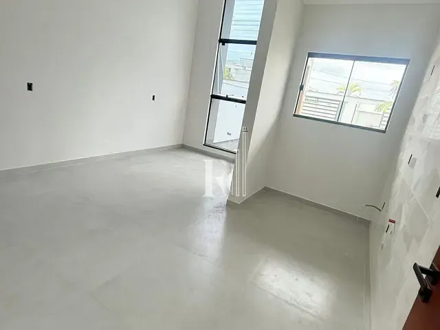 Casa 2 quartos e 2 banheiros, à venda, no bairro Universitário em Tijucas