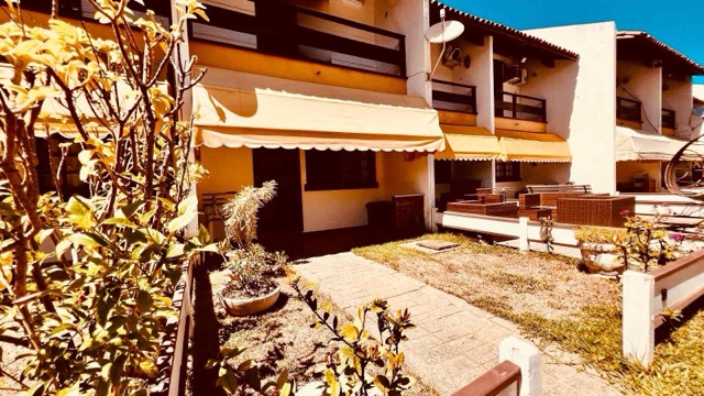 Casa com 9000m² 3 quartos e 4 banheiros, à venda, no bairro Gamboa em Cabo Frio