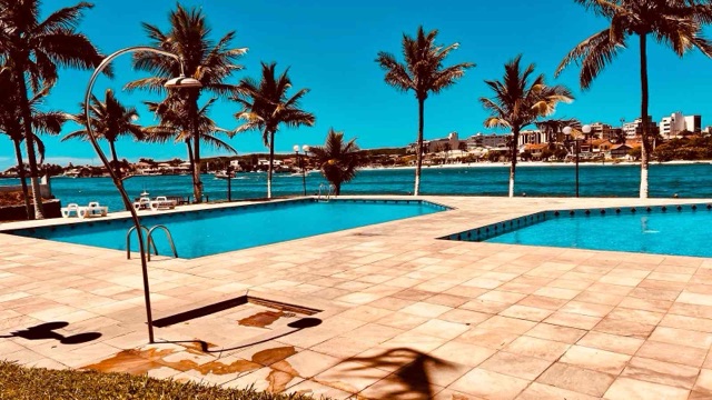 Casa com 9000m² 3 quartos e 4 banheiros, à venda, no bairro Gamboa em Cabo Frio