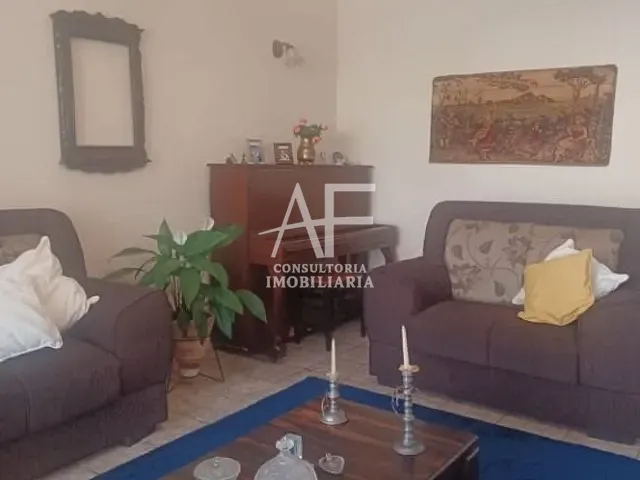 Casa com 250m² 3 quartos e 1 banheiro, à venda, no bairro Jardim Humaitá em Taubaté