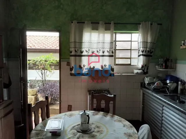 Casa com 658m² 4 quartos e 2 banheiros, à venda, no bairro Jardim Julita em Porto Feliz