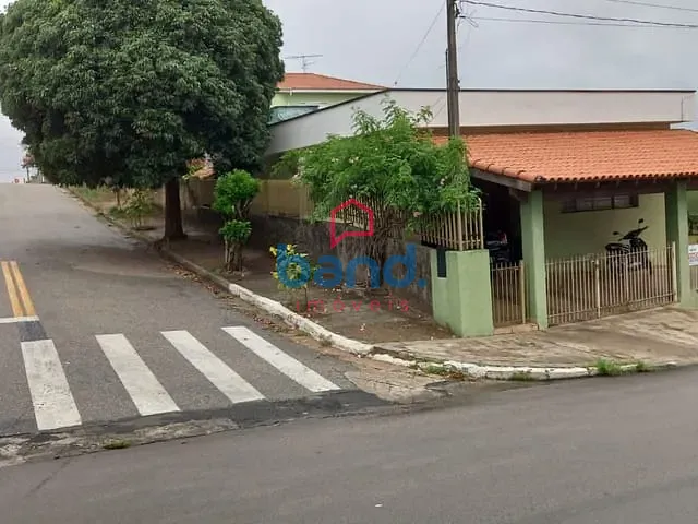 Casa com 658m² 4 quartos e 2 banheiros, à venda, no bairro Jardim Julita em Porto Feliz