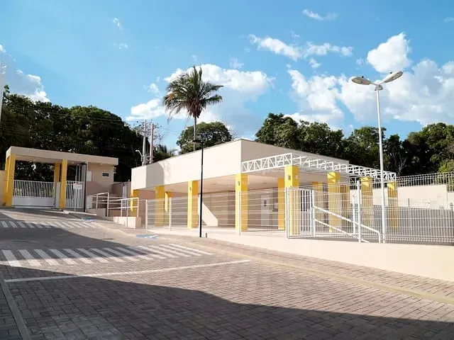 Casa 3 quartos e 4 banheiros, à venda, no bairro Cidade Jardim em Teresina