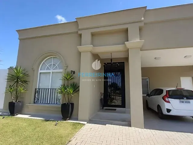 Casa com 576m² 4 quartos e 4 banheiros, à venda, no bairro Urbanova em São José dos Campos
