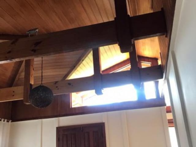 Casa com 480m² 2 quartos e 1 banheiro, à venda, no bairro Mosela em Petrópolis