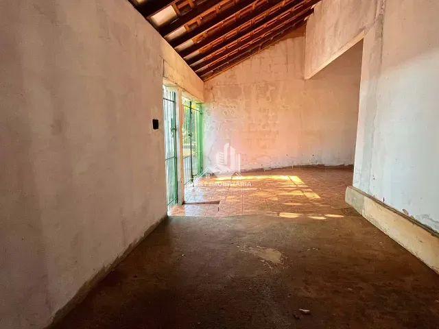 Casa 3 quartos e 2 banheiros, à venda, no bairro Conjunto Habitacional Doutor Antônio de Conti em Pederneiras
