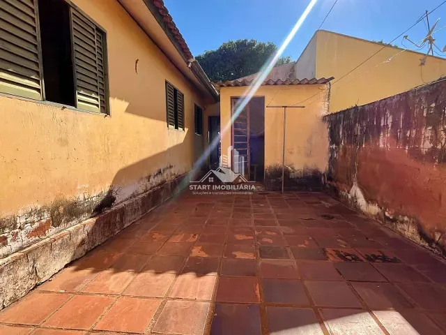 Casa 3 quartos e 2 banheiros, à venda, no bairro Conjunto Habitacional Doutor Antônio de Conti em Pederneiras