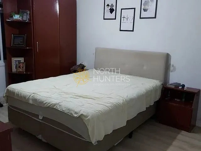 Casa com 520m² 3 quartos e 2 banheiros, à venda, no bairro Santa Catarina em Joinville