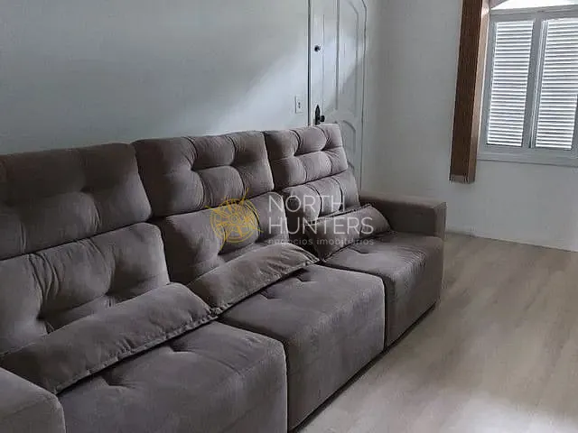 Casa com 520m² 3 quartos e 2 banheiros, à venda, no bairro Santa Catarina em Joinville