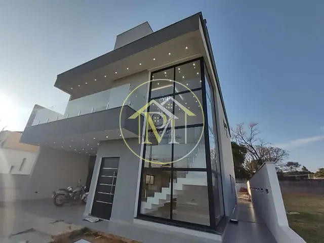 Casa com 420m² 3 quartos e 5 banheiros, à venda, no bairro Cajuru do Sul em Sorocaba