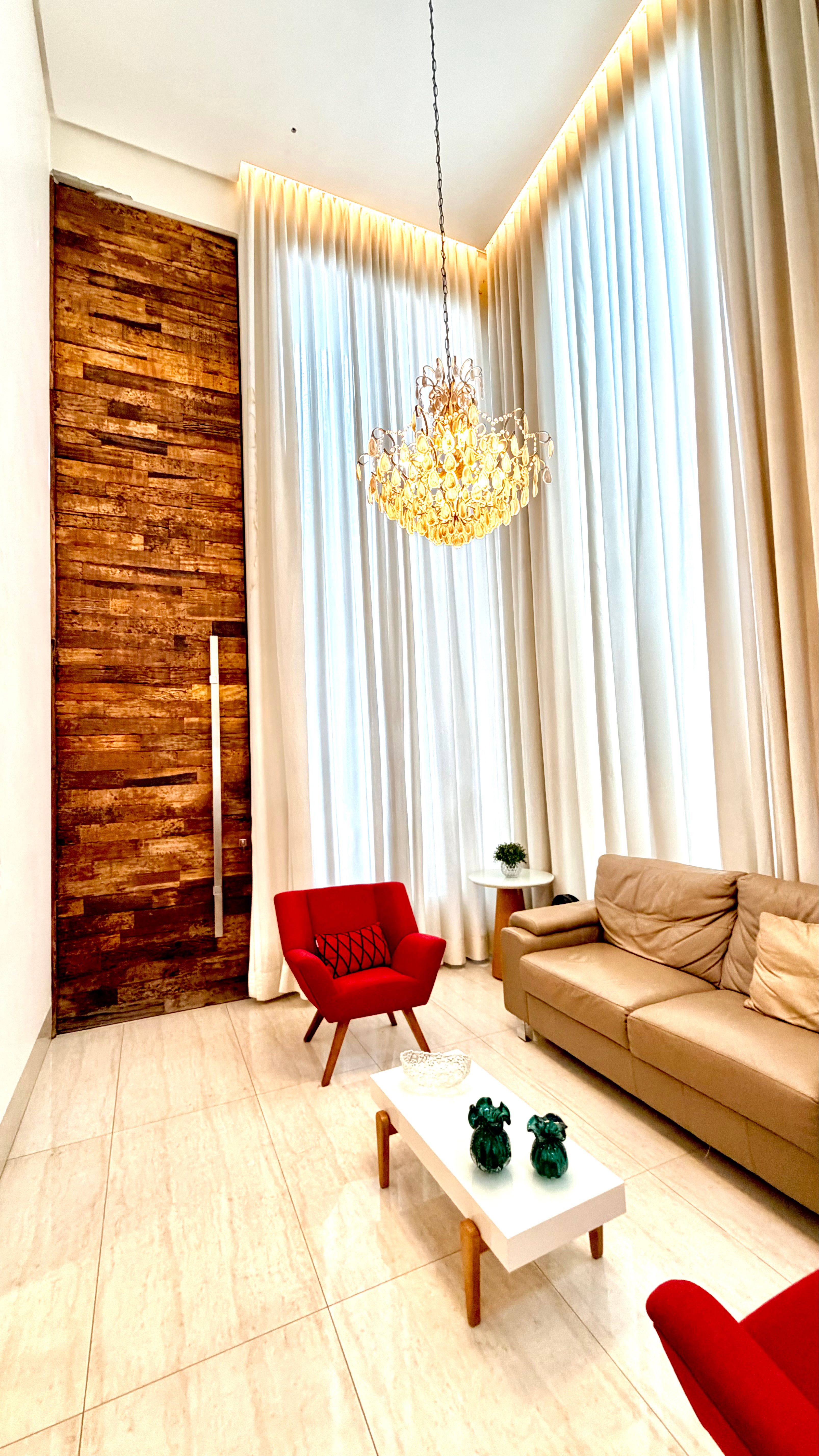Sobrado à venda, 450 m², 5 suítes, Alphaville Flamboyant Residencial Araguaia, Goiânia, GO