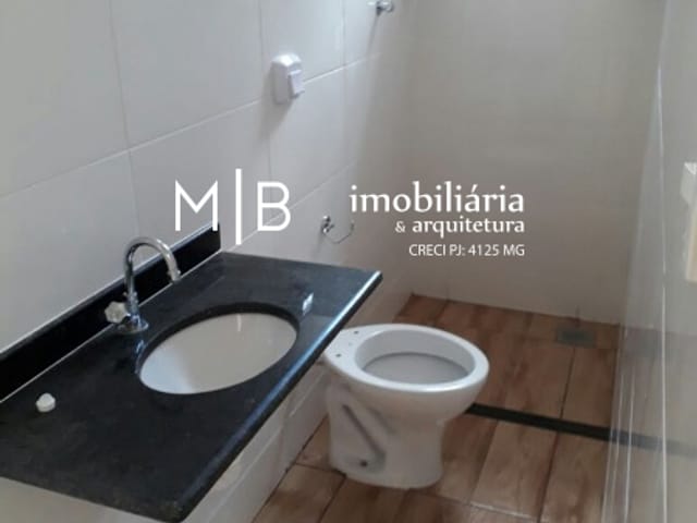 Casa 2 quartos e 1 banheiro, à venda, no bairro PARAÍSO em CATAGUASES