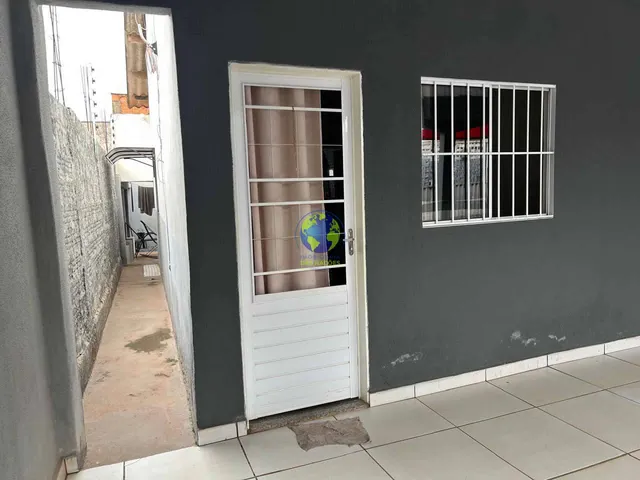 Casa com 200m² 3 quartos e 1 banheiro, à venda, no bairro Nova Conquista em Cuiabá