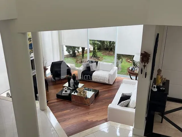 Casa com 355m² 4 quartos e 7 banheiros, à venda, no bairro Roseira em Mairiporã