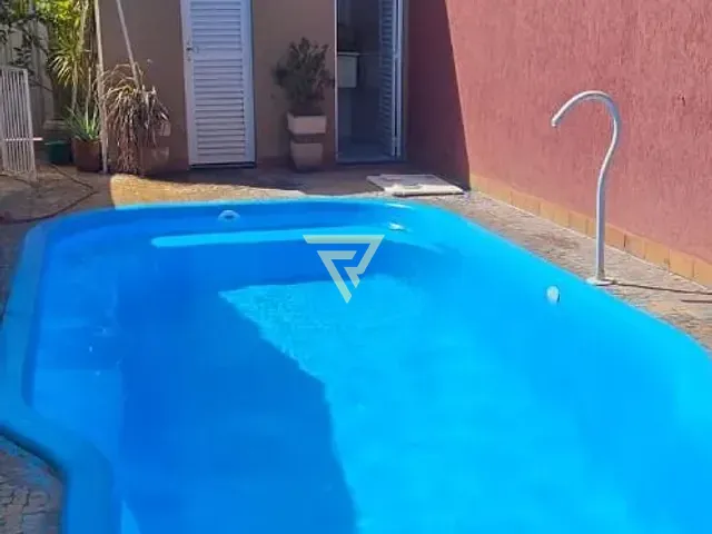 Casa com 160m² 2 quartos e 2 banheiros, à venda, no bairro Jardim Porto Seguro em Ribeirão Preto