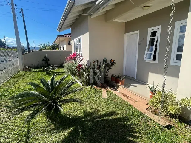 Casa com 60m² 2 quartos e 1 banheiro, à venda, no bairro Joáia em Tijucas