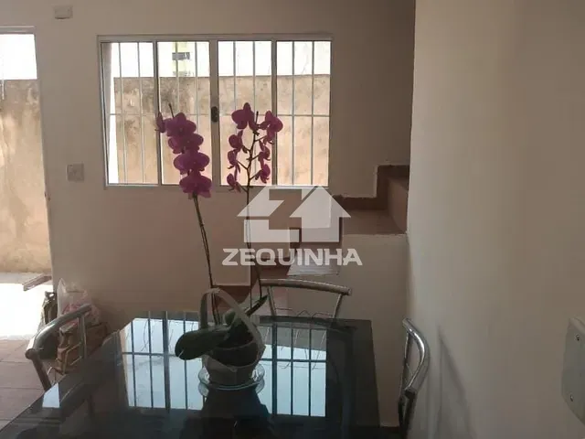 Casa com 150m² 4 quartos e 2 banheiros, à venda, no bairro Outeiro de Passargada em Cotia