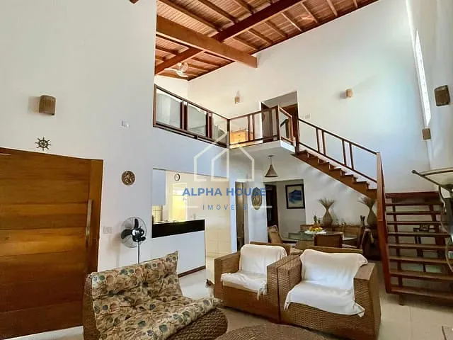 Casa com 342m² 4 quartos e 6 banheiros, à venda, no bairro Toninhas em Ubatuba