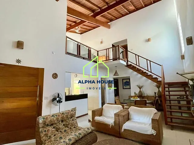 Casa com 342m² 4 quartos e 6 banheiros, à venda, no bairro Toninhas em Ubatuba