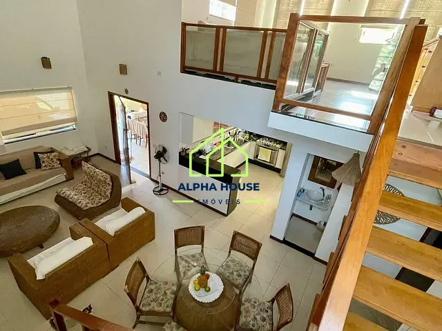 Casa com 342m² 4 quartos e 6 banheiros, à venda, no bairro Toninhas em Ubatuba