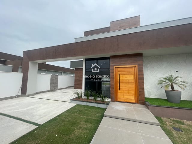 Casa com 513m² 3 quartos e 3 banheiros, à venda, no bairro Jardim Atlântico Leste (Itaipuaçu) em Maricá