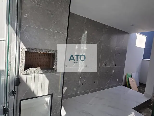 Casa 2 quartos e 2 banheiros, à venda, no bairro Bosque da Mata em Itapema