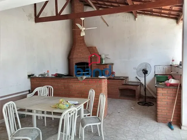 Casa com 243m² 3 quartos e 2 banheiros, à venda, no bairro Residencial Porto Feliz em Porto Feliz