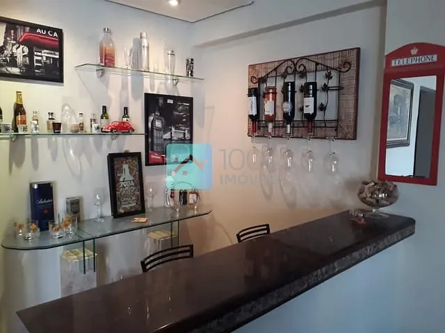 Casa com 350m² 4 quartos e 3 banheiros, à venda, no bairro Jardim America em São José dos Campos